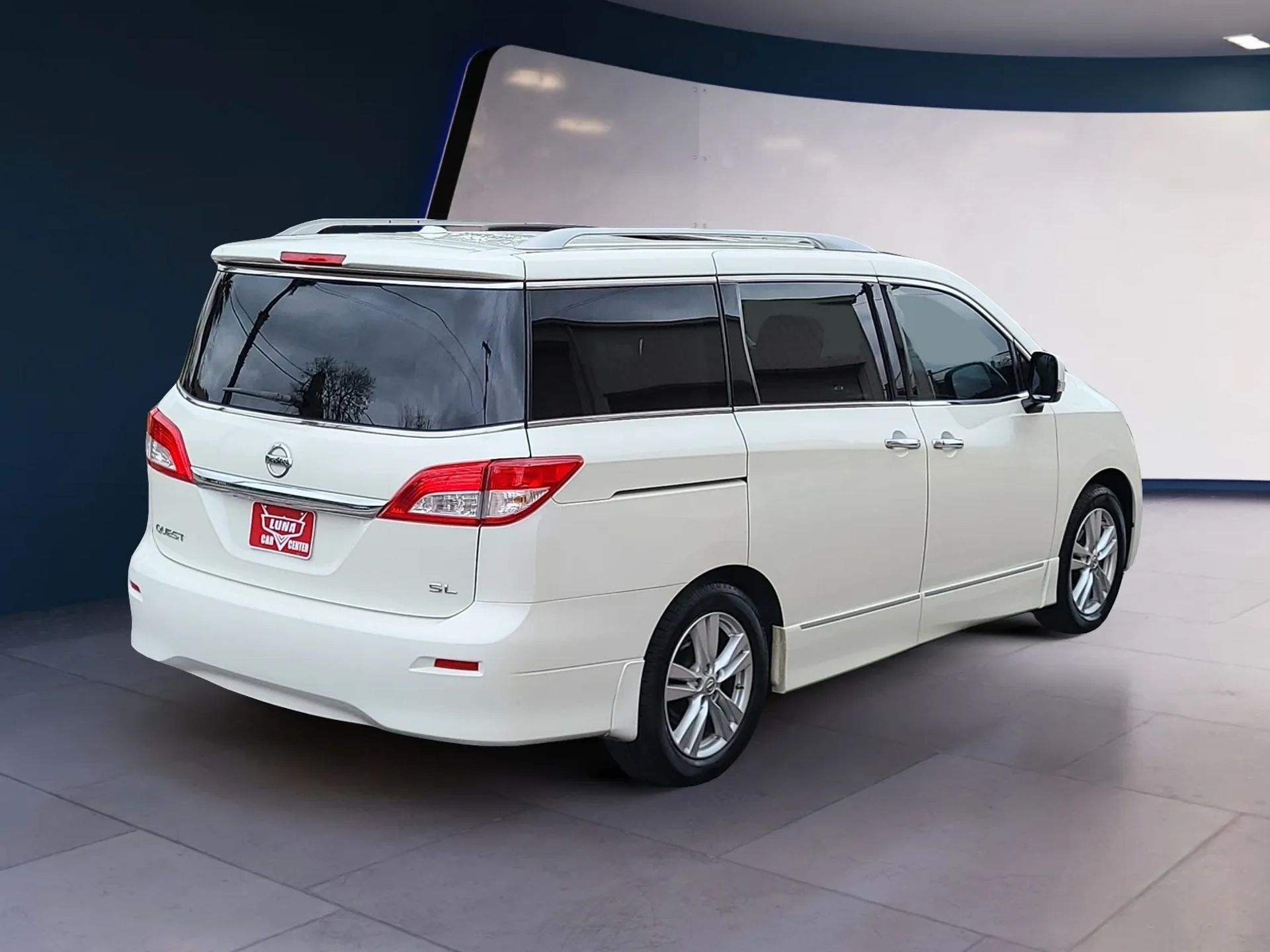 Nissan Quest 4dr SL 2015