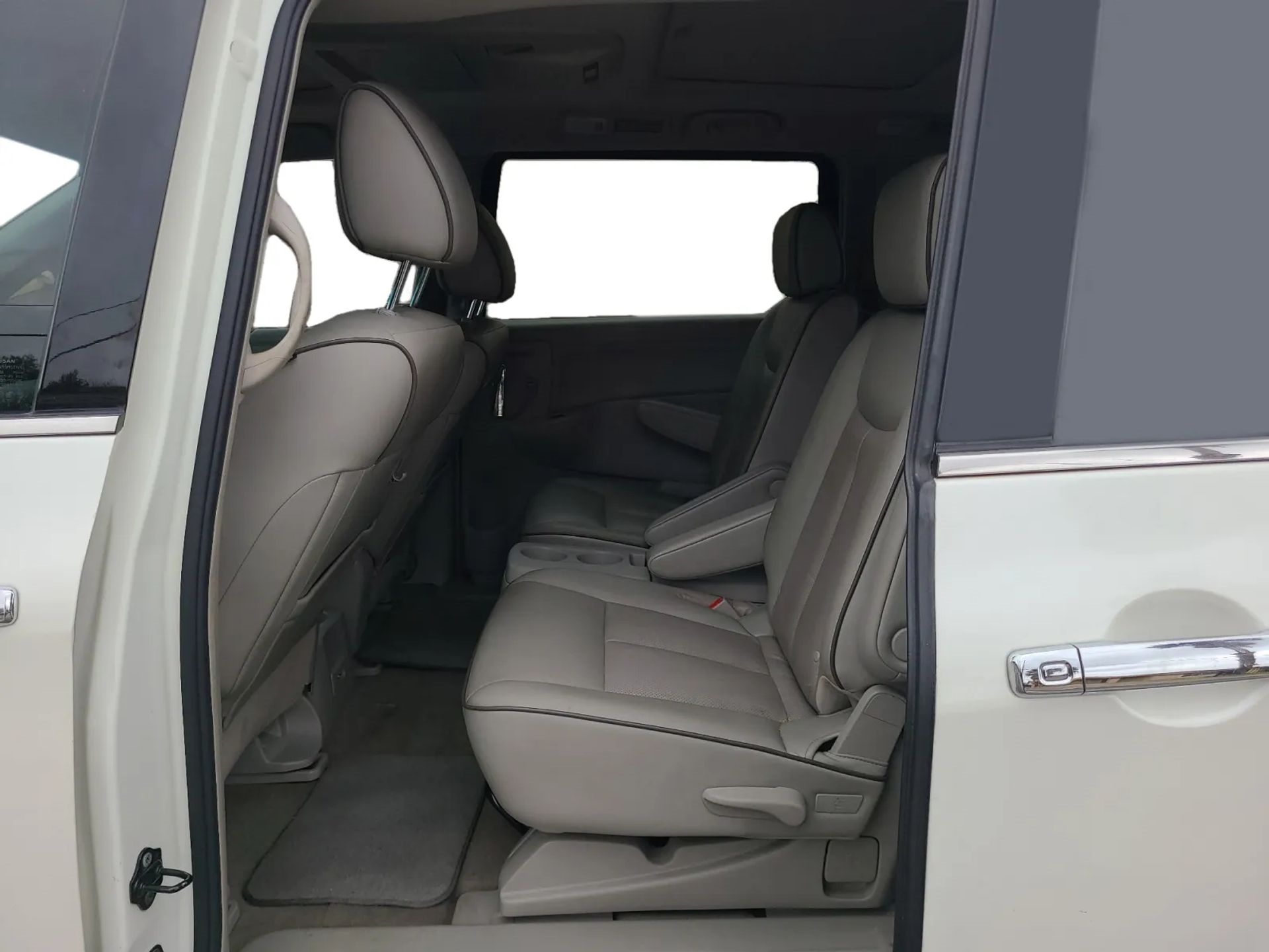 Nissan Quest 4dr SL 2015