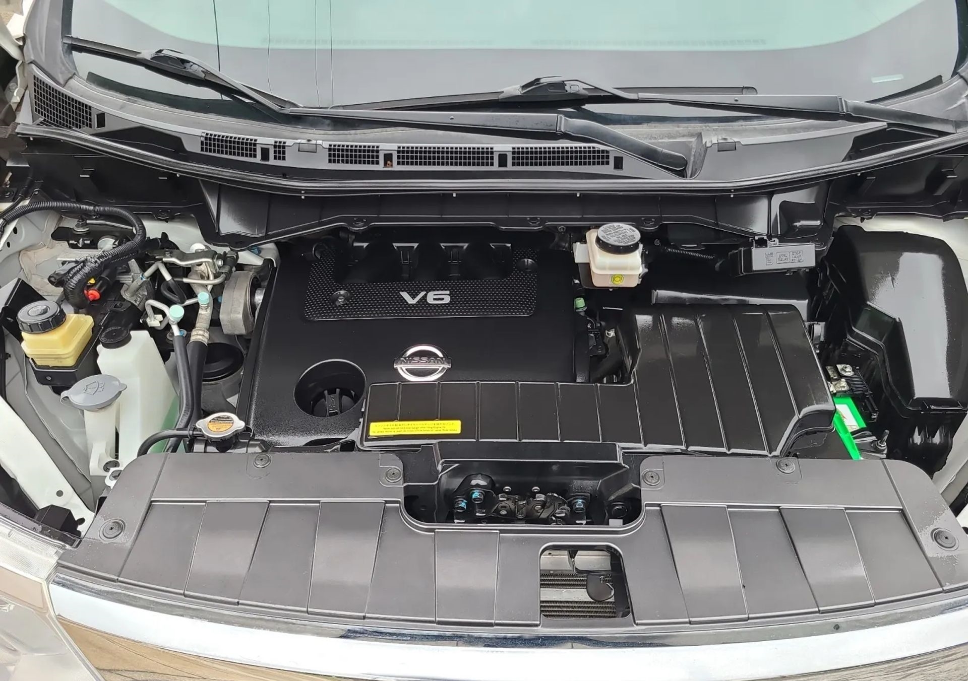 Nissan Quest 4dr SL 2015