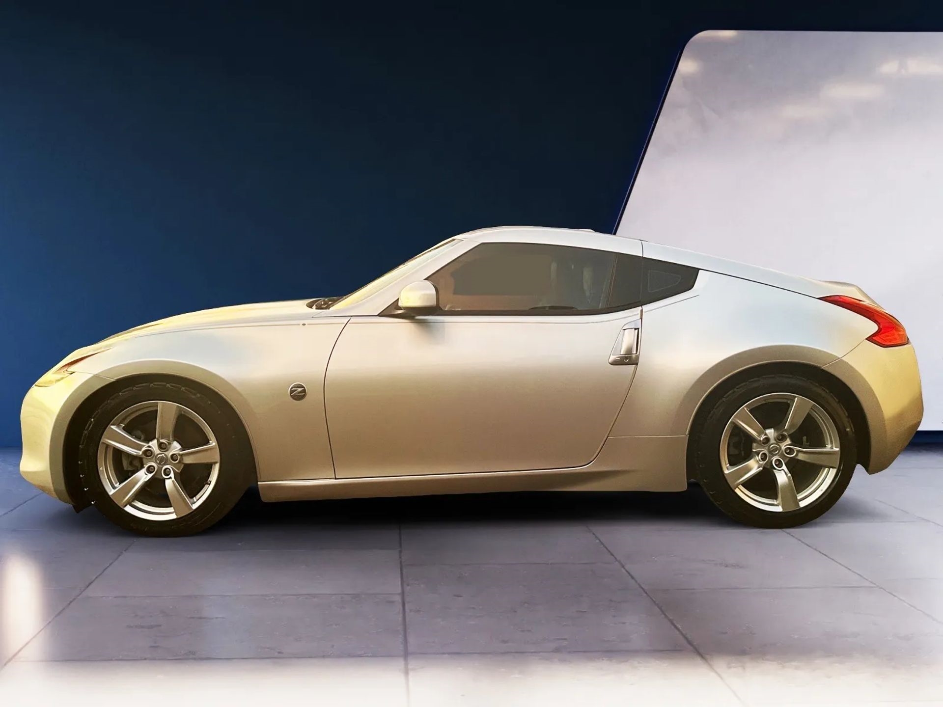 Nissan 370Z 2dr Cpe Auto Touring 2010