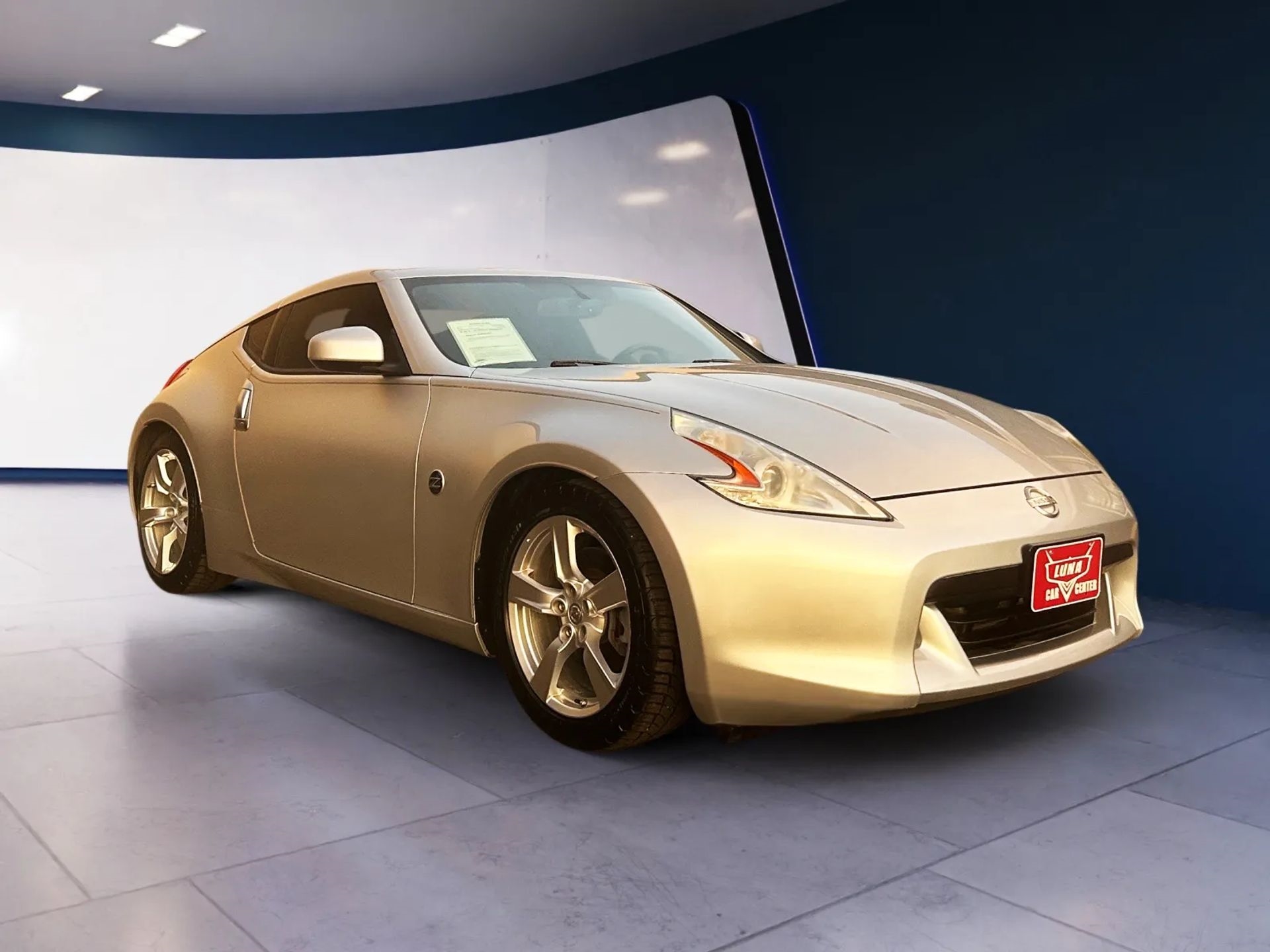 Nissan 370Z 2dr Cpe Auto Touring 2010