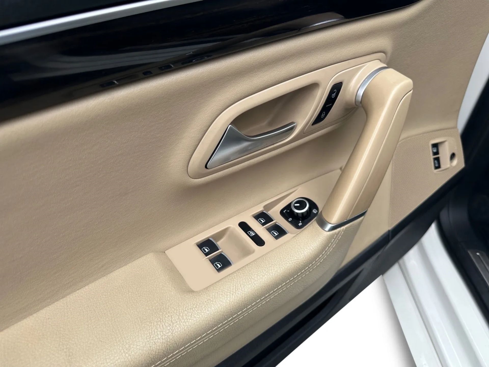 Volkswagen CC 4dr Sdn DSG Executive PZEV 2015