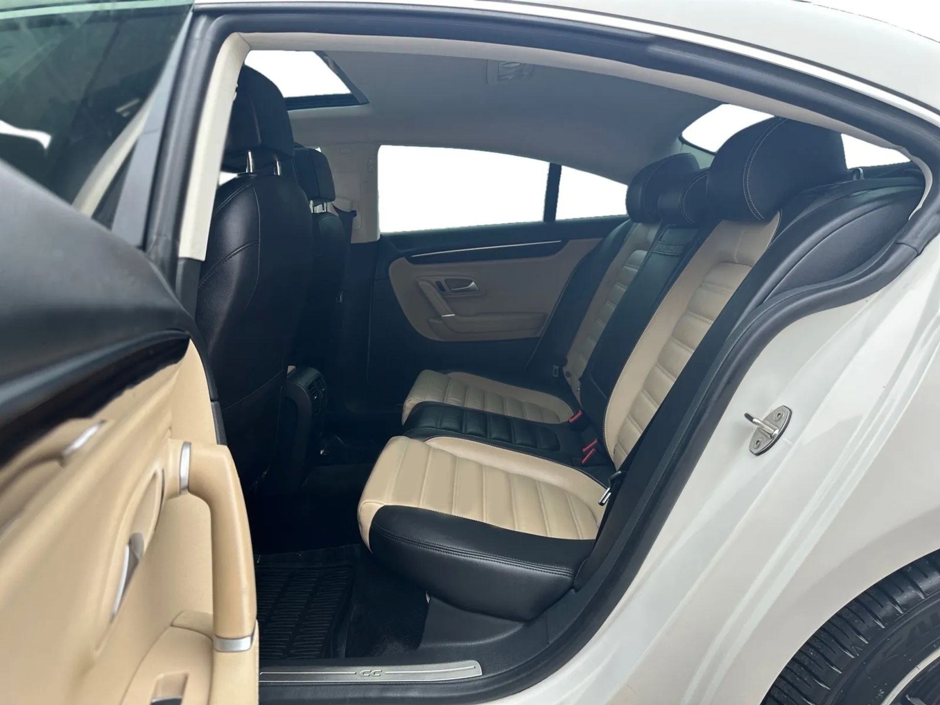 Volkswagen CC 4dr Sdn DSG Executive PZEV 2015