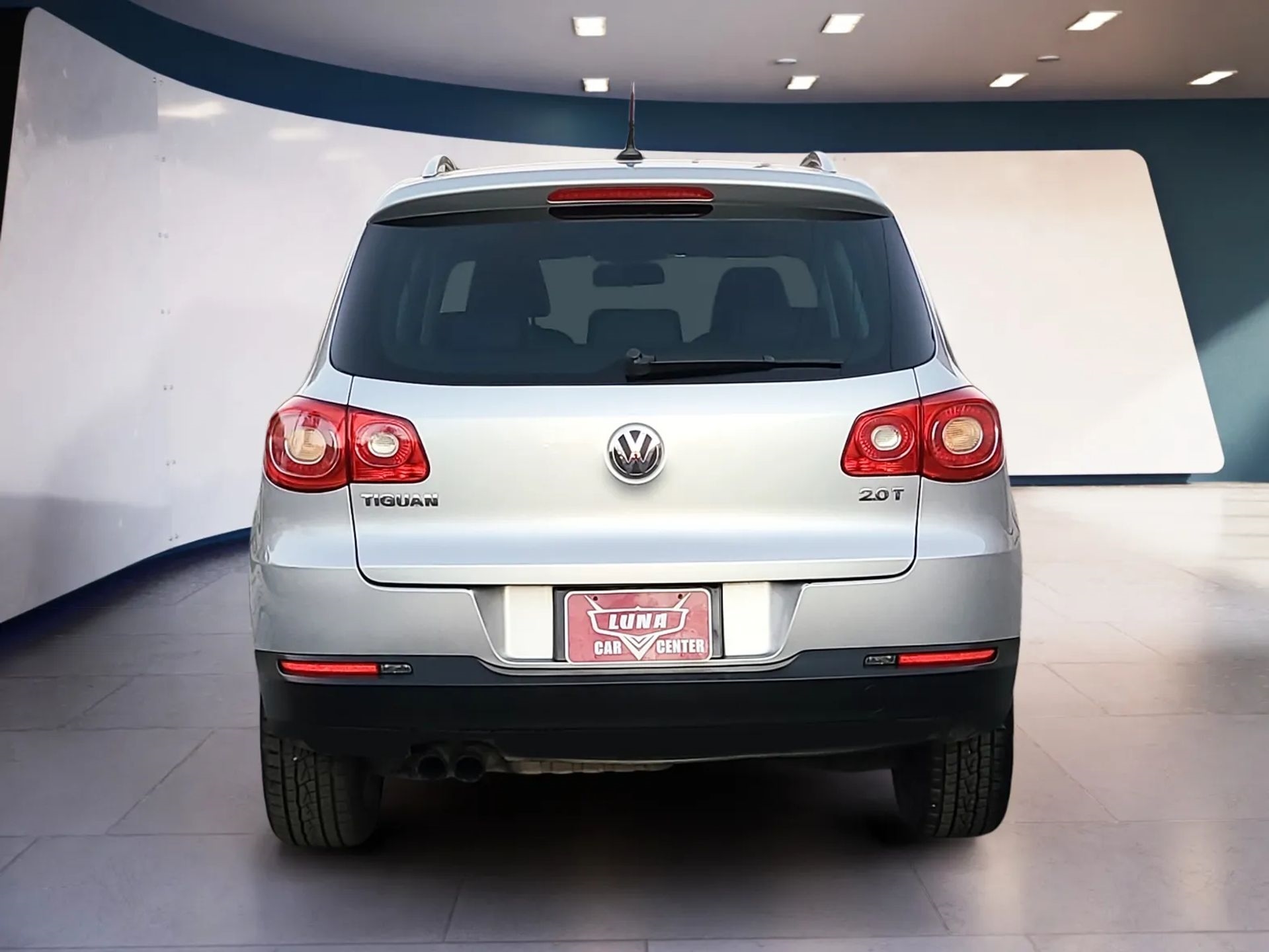Volkswagen Tiguan 2WD 4dr SE w/Sunroof & Navi 2011