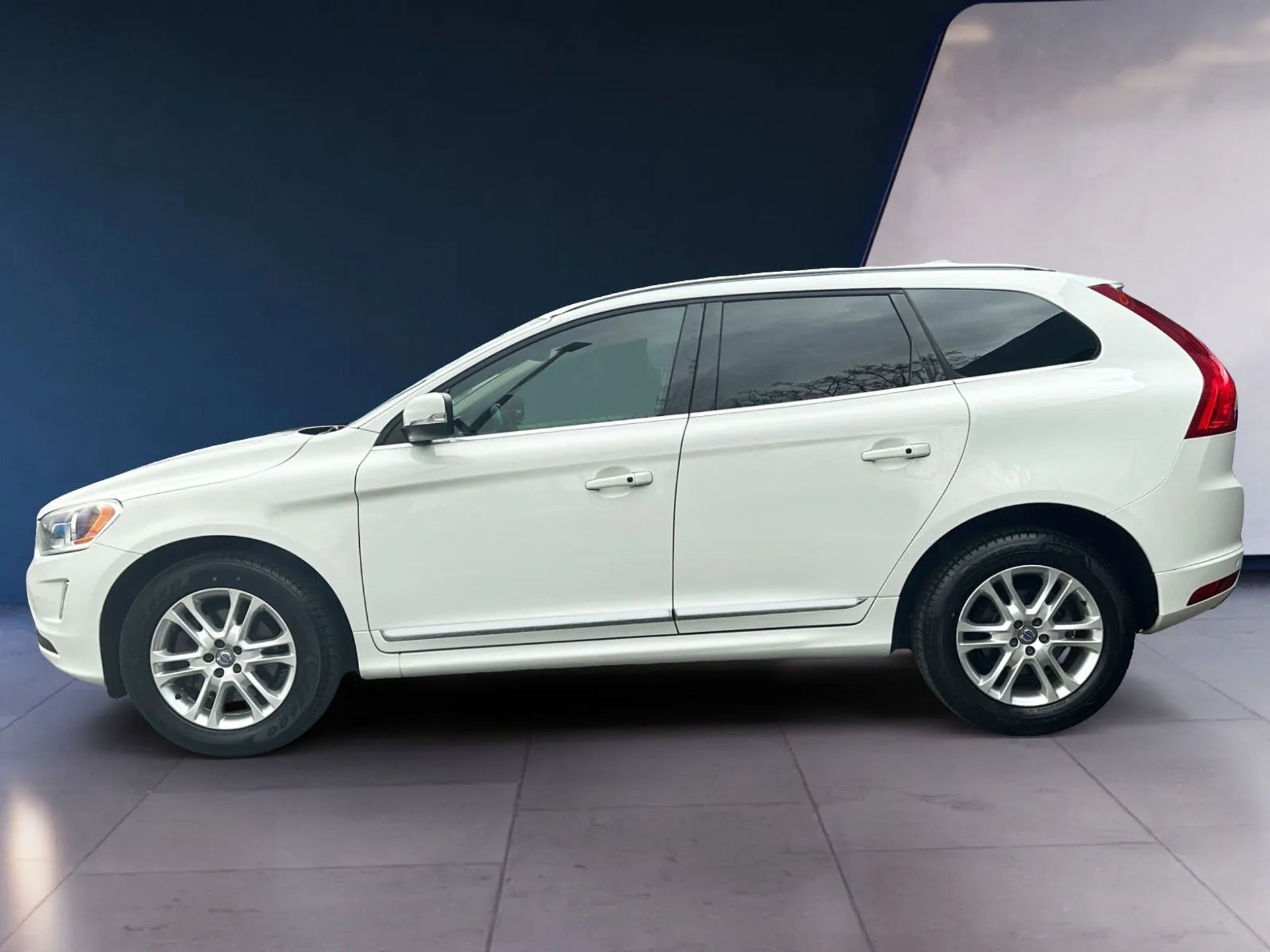 Volvo XC60 2015.5 FWD 4dr T5 Drive-E Premier 2015