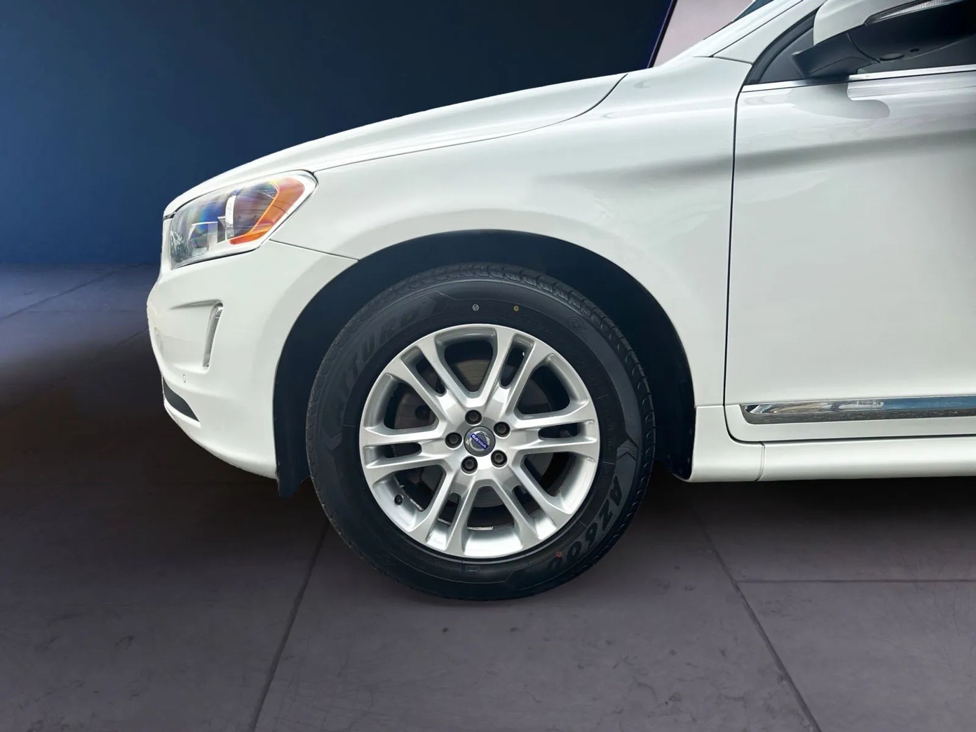 Volvo XC60 2015.5 FWD 4dr T5 Drive-E Premier 2015