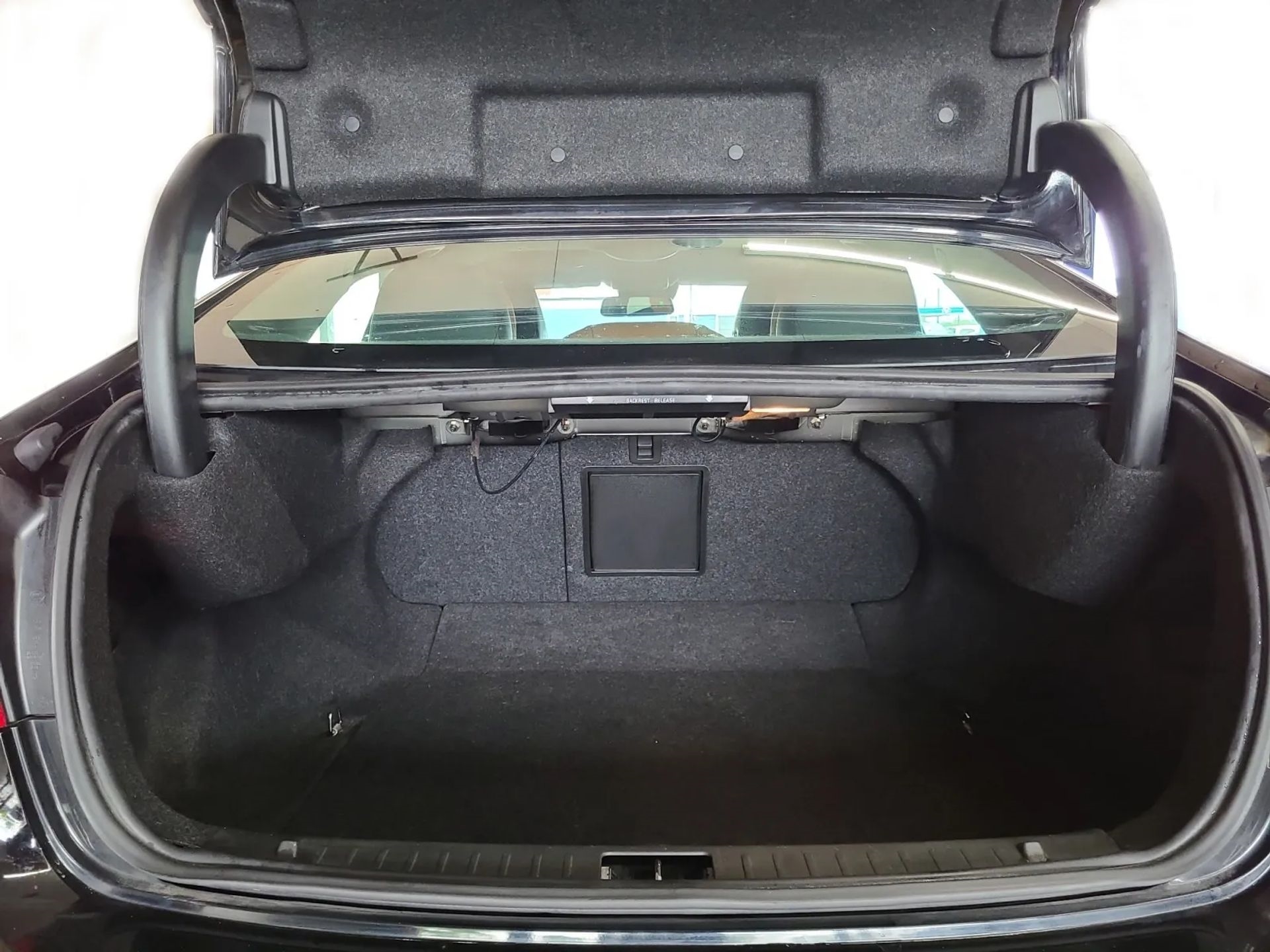 Volvo S60 FWD 4dr Sdn T5 2012