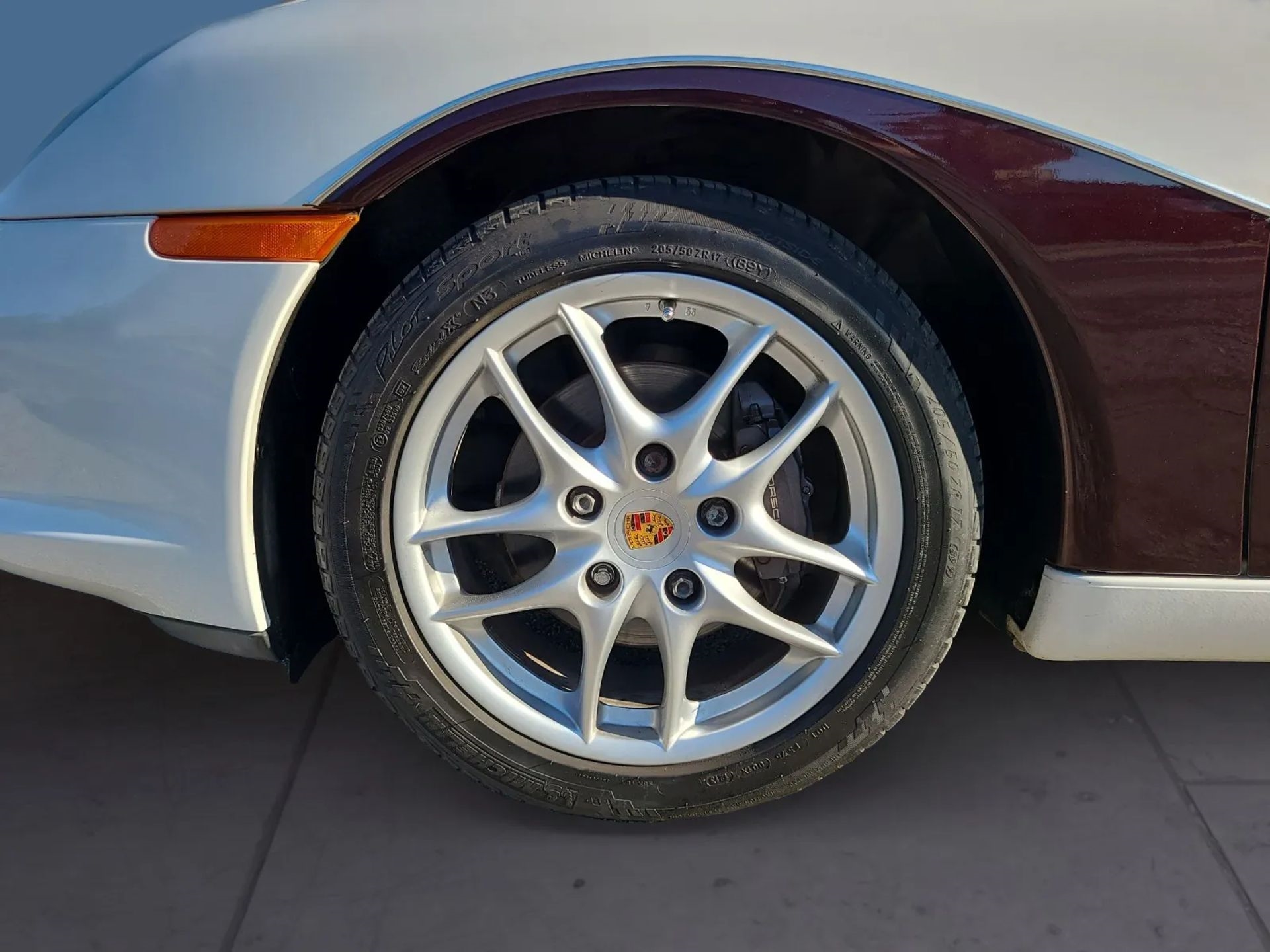 Porsche Boxster 2dr Roadster 5-Spd Manual 2003