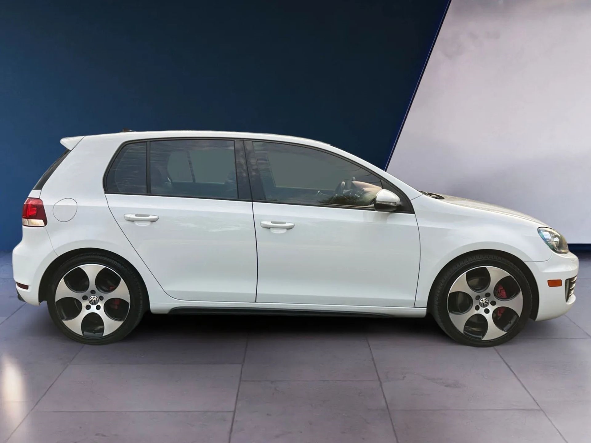 Volkswagen GTI 4dr HB DSG 2012