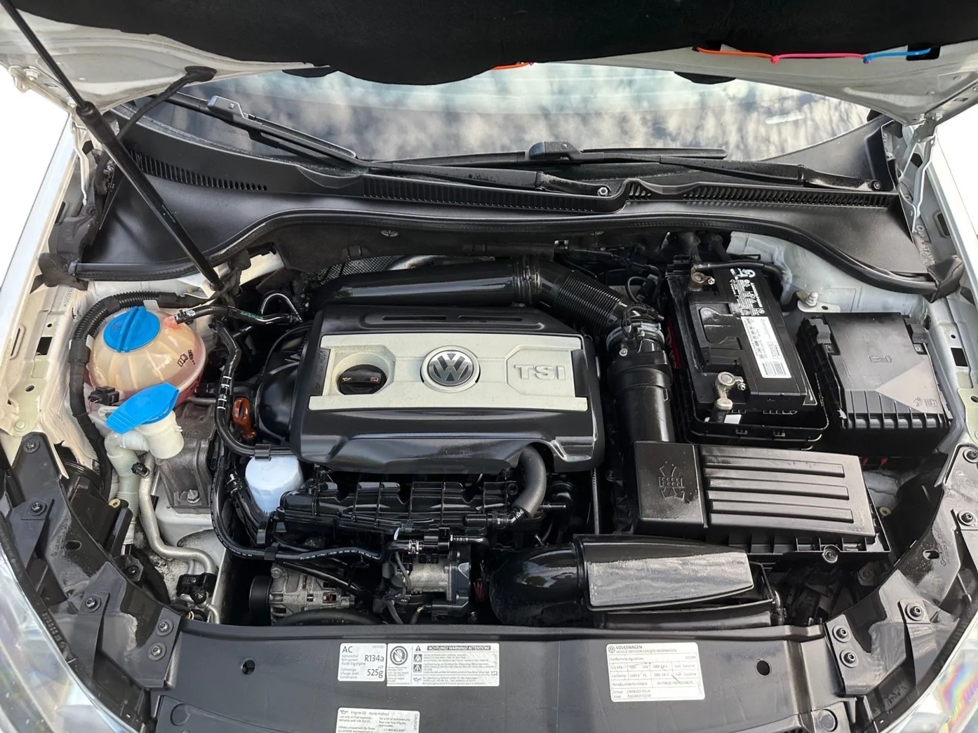 Volkswagen GTI 4dr HB DSG 2012