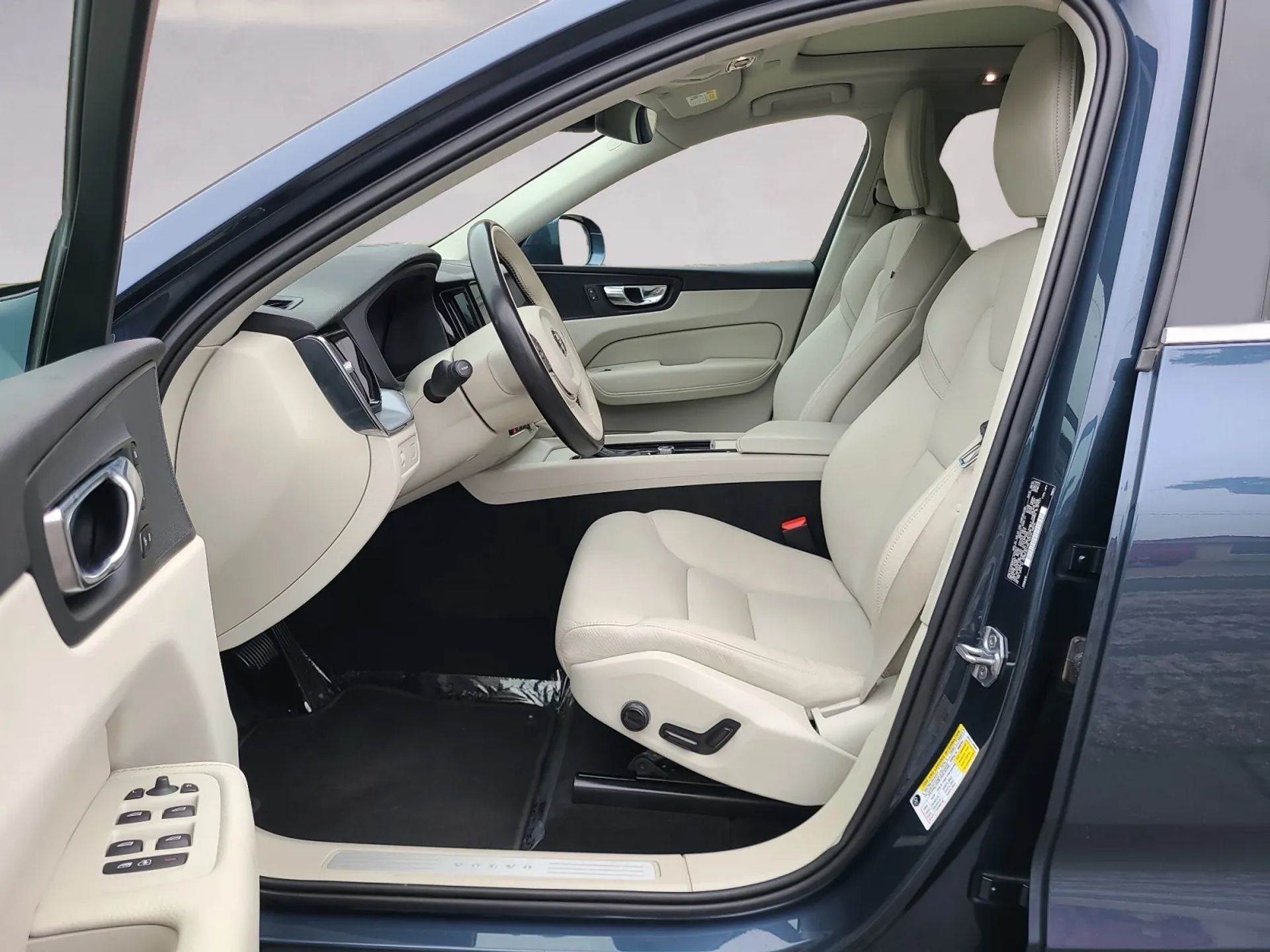 Volvo XC60 T5 AWD Momentum 2020