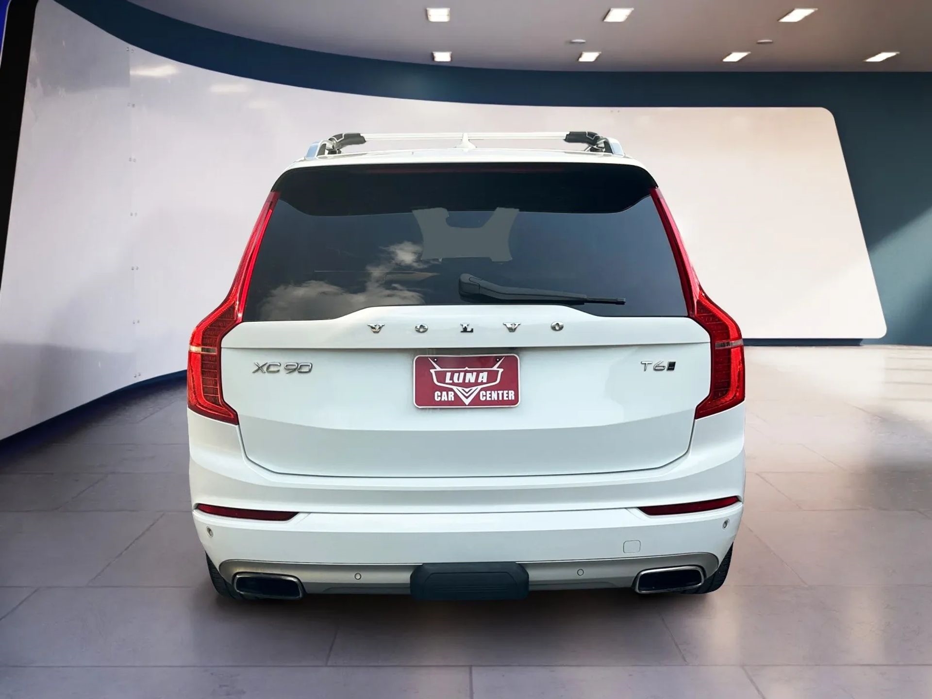 Volvo XC90 T6 AWD 7-Passenger Momentum 2017