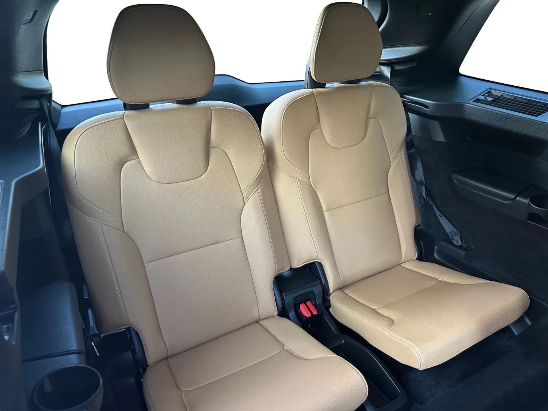 Volvo XC90 T6 AWD 7-Passenger Momentum 2017