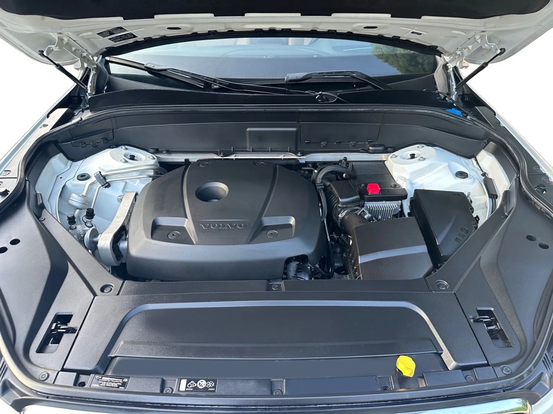 Volvo XC90 T6 AWD 7-Passenger Momentum 2017