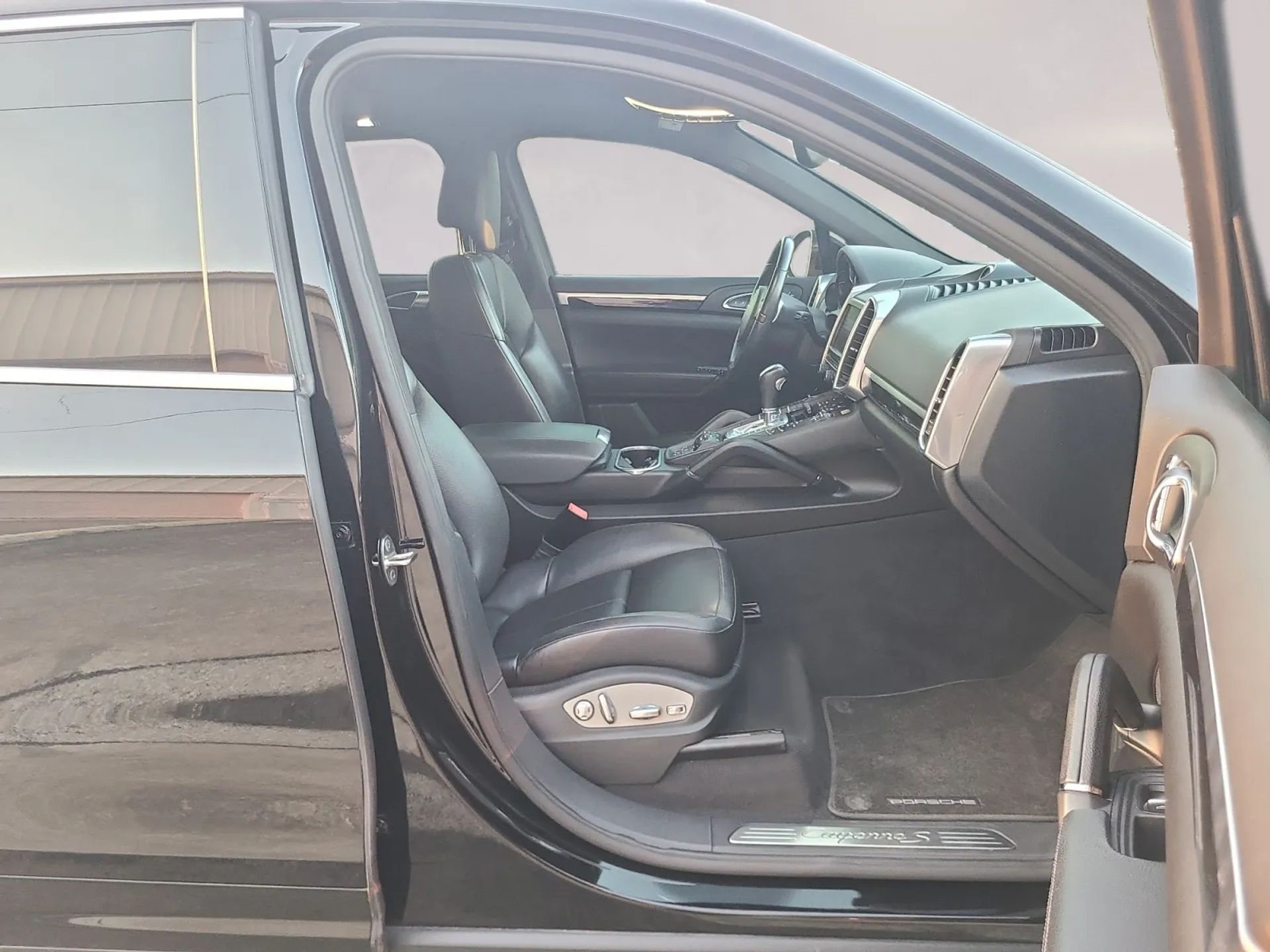Porsche Cayenne AWD 4dr S 2013