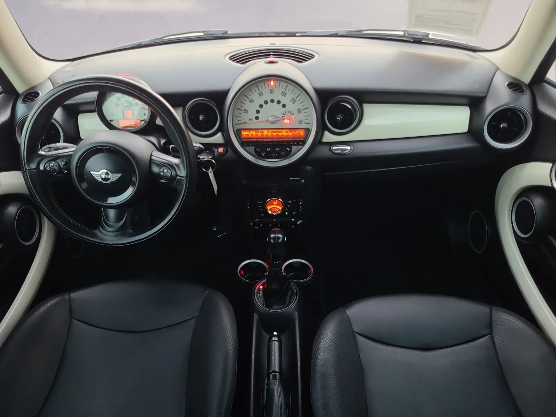 MINI Cooper Hardtop 2dr Cpe 2013