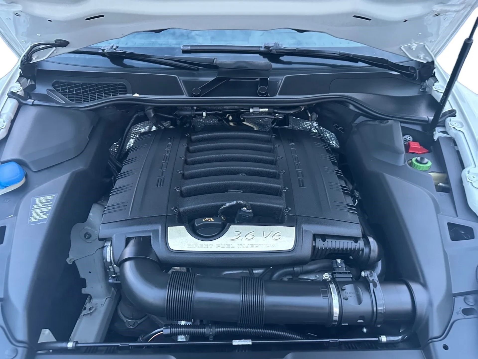 Porsche Cayenne AWD 4dr Manual 2013