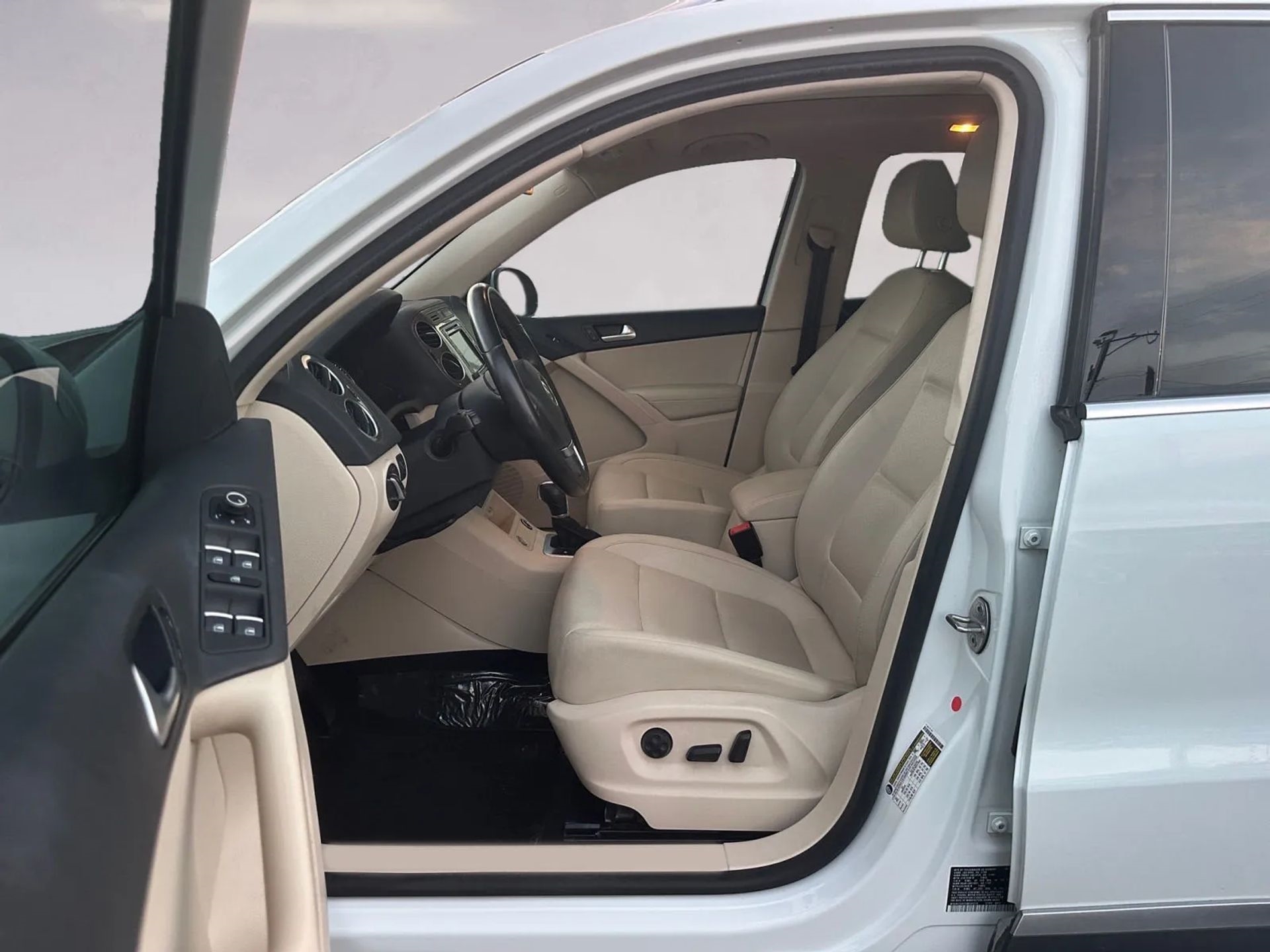 Volkswagen Tiguan 2WD 4dr Auto R-Line 2016