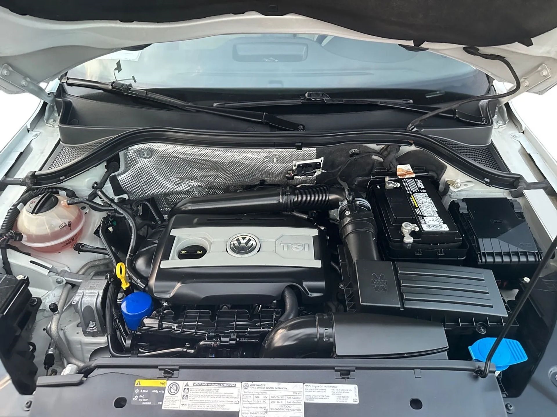 Volkswagen Tiguan 2WD 4dr Auto R-Line 2016