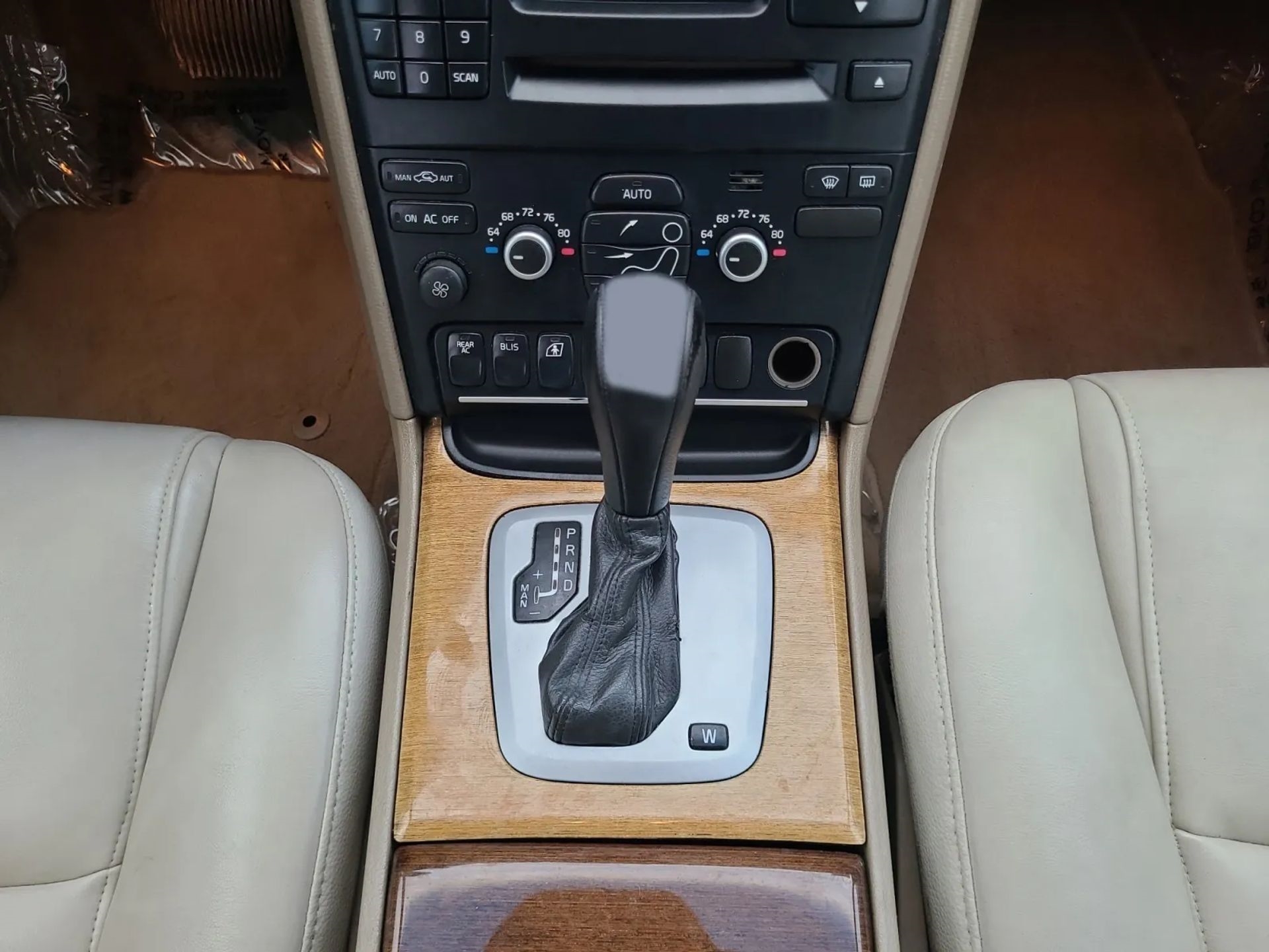Volvo XC90 FWD 4dr I6 w/Snrf/3rd Row 2008