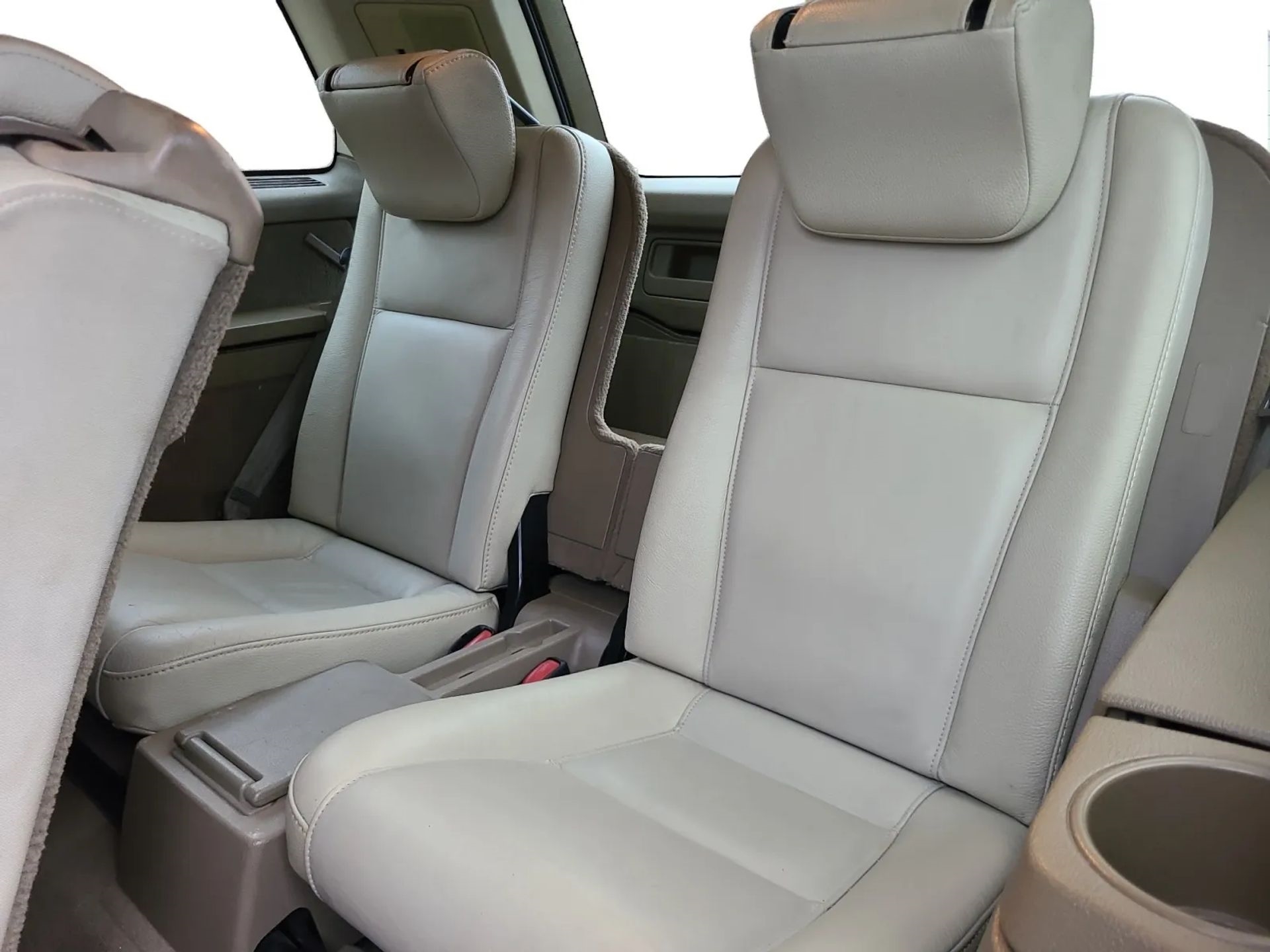 Volvo XC90 FWD 4dr I6 w/Snrf/3rd Row 2008