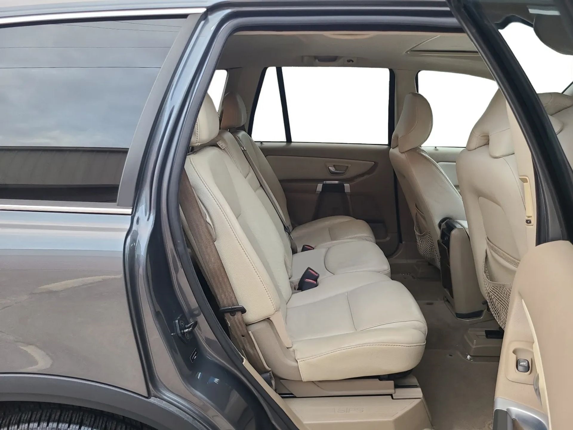 Volvo XC90 FWD 4dr I6 w/Snrf/3rd Row 2008