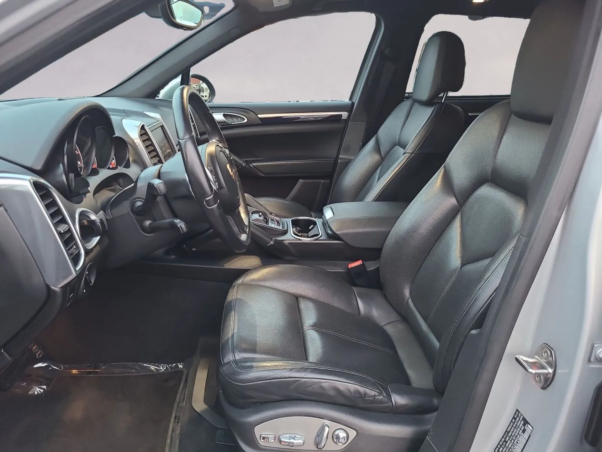 Porsche Cayenne AWD 4dr Manual 2013