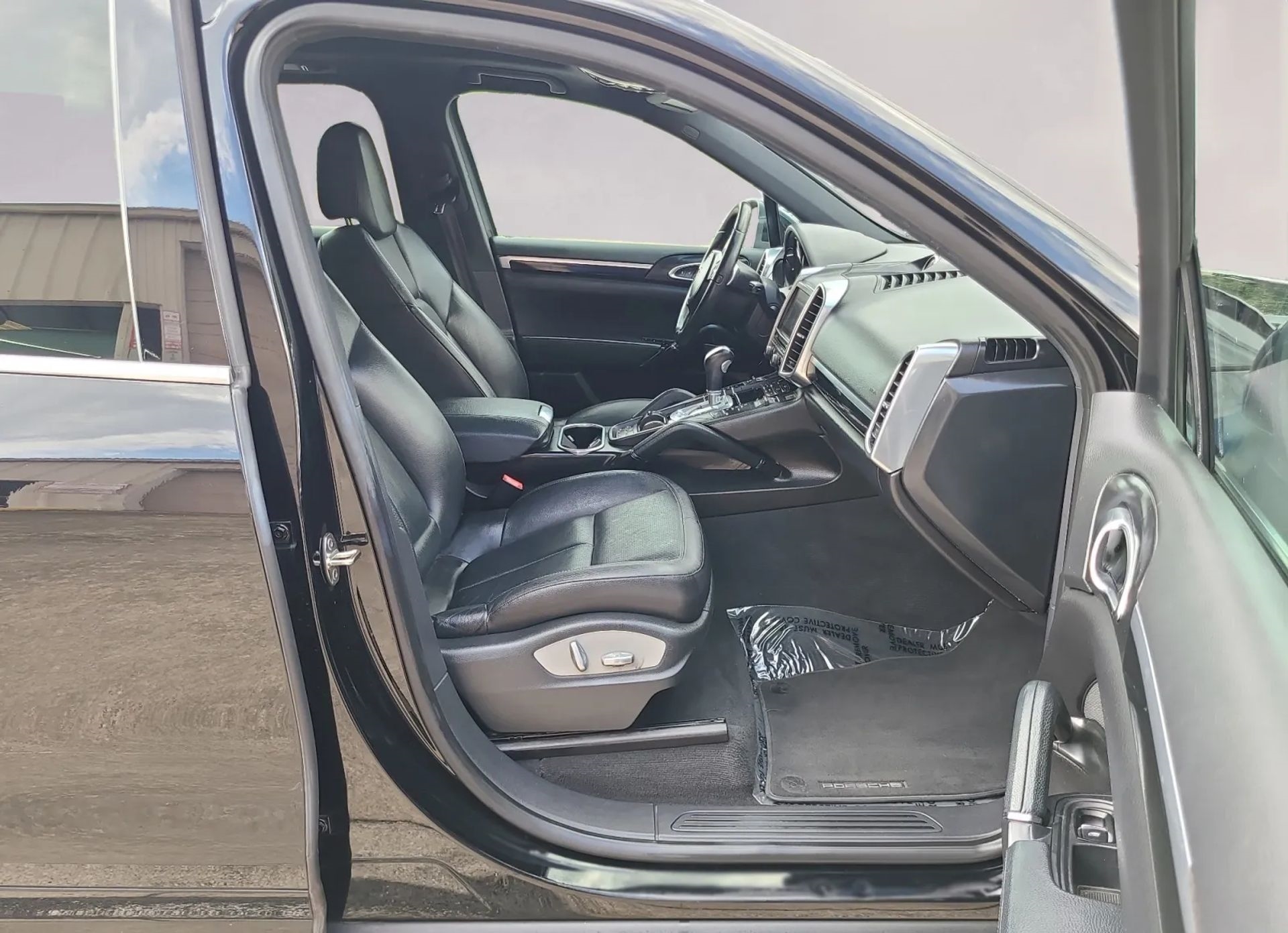 Porsche Cayenne AWD 4dr Manual 2014