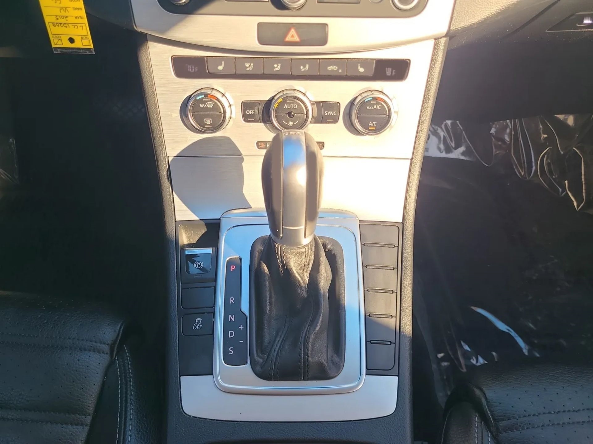 Volkswagen CC 4dr Sdn DSG R-Line 2015