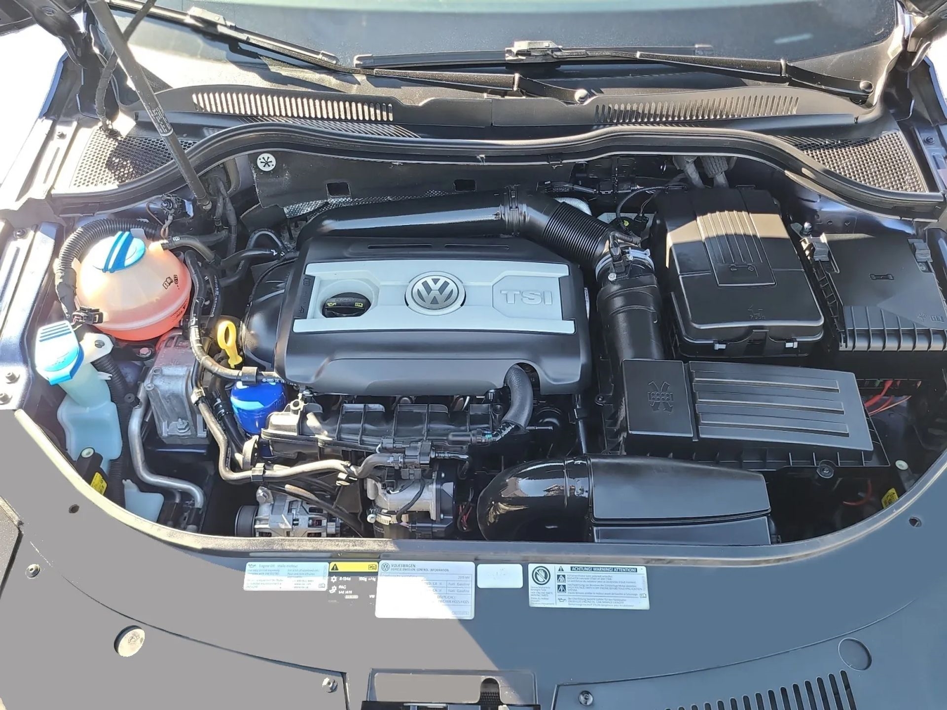 Volkswagen CC 4dr Sdn DSG R-Line 2015