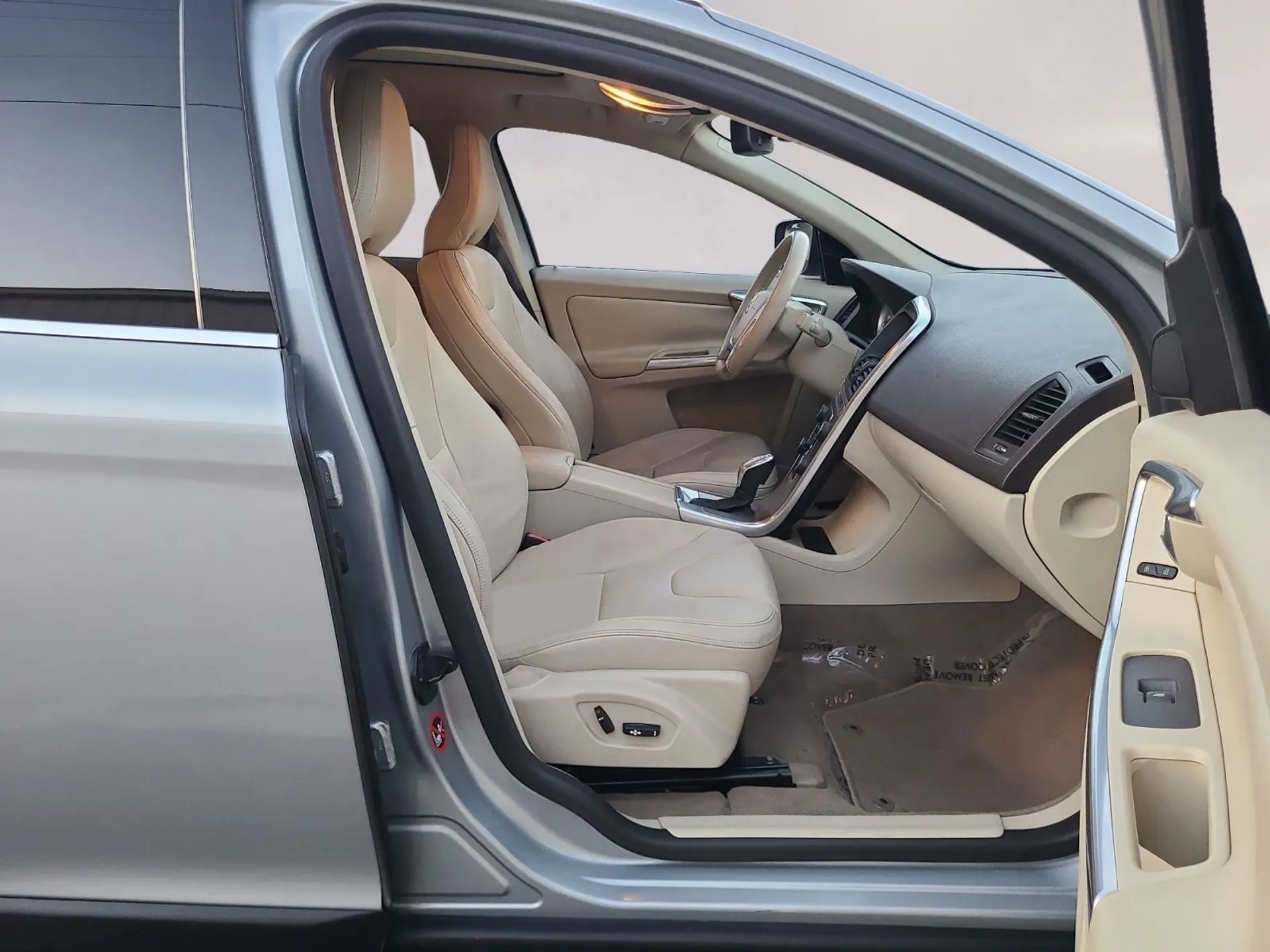 Volvo XC60 AWD 4dr T6 2013