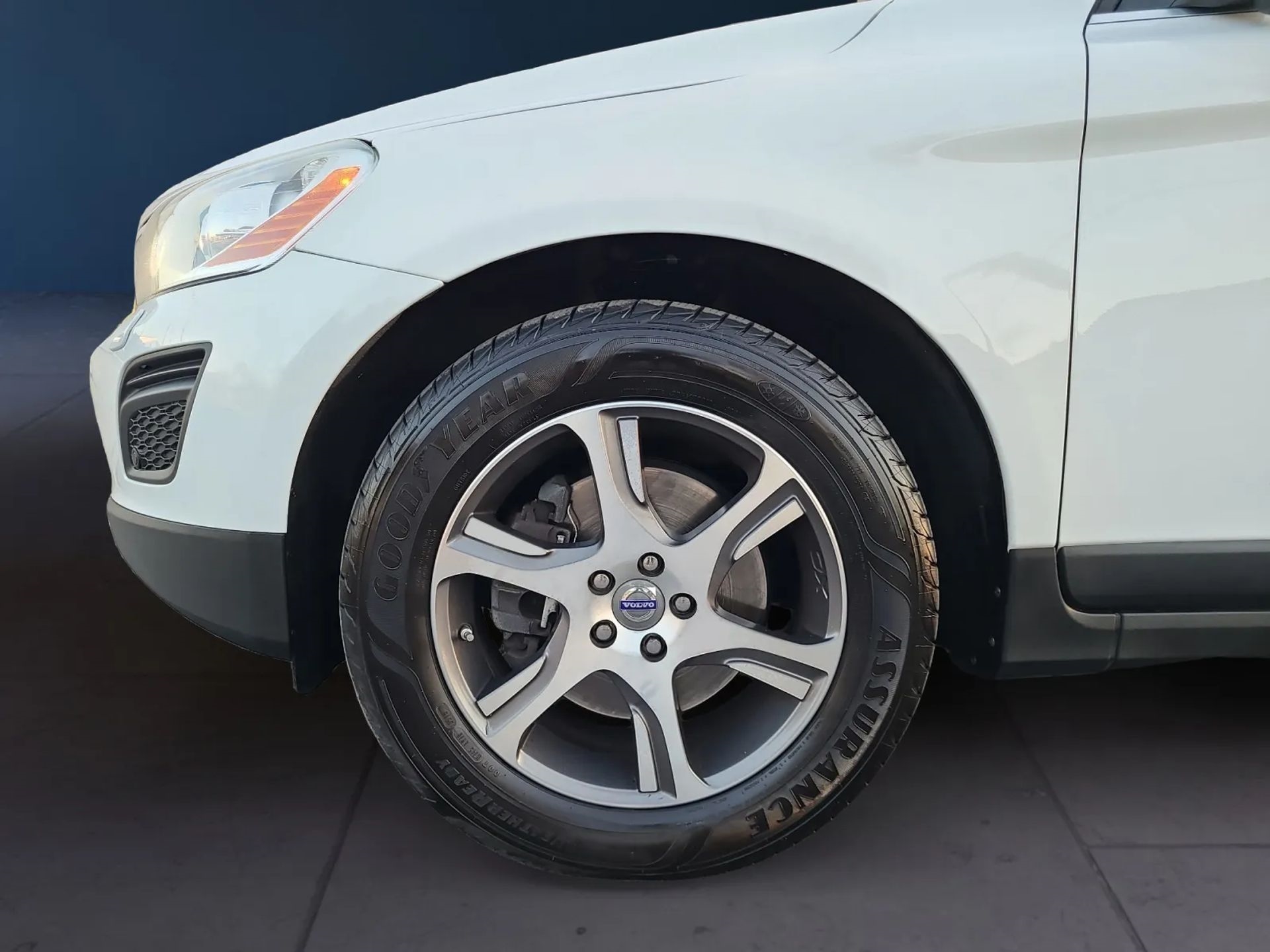 Volvo XC60 AWD 4dr T6 2013