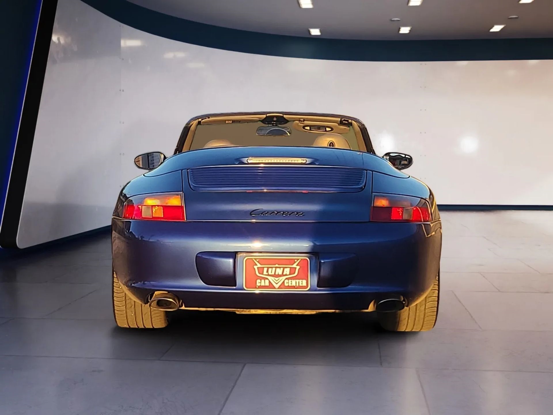Porsche 911 Carrera 2dr Carrera Cabriolet 6-Spd Manual 2003