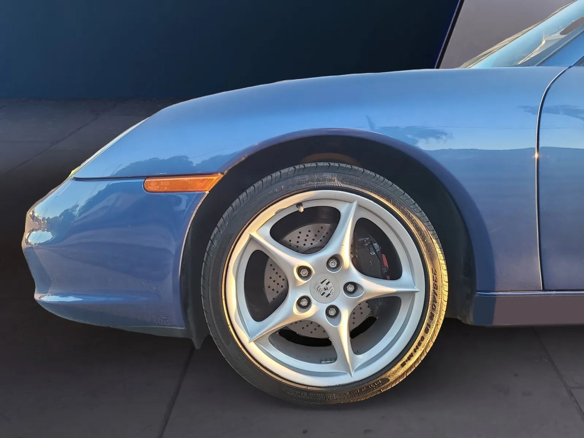 Porsche 911 Carrera 2dr Carrera Cabriolet 6-Spd Manual 2003