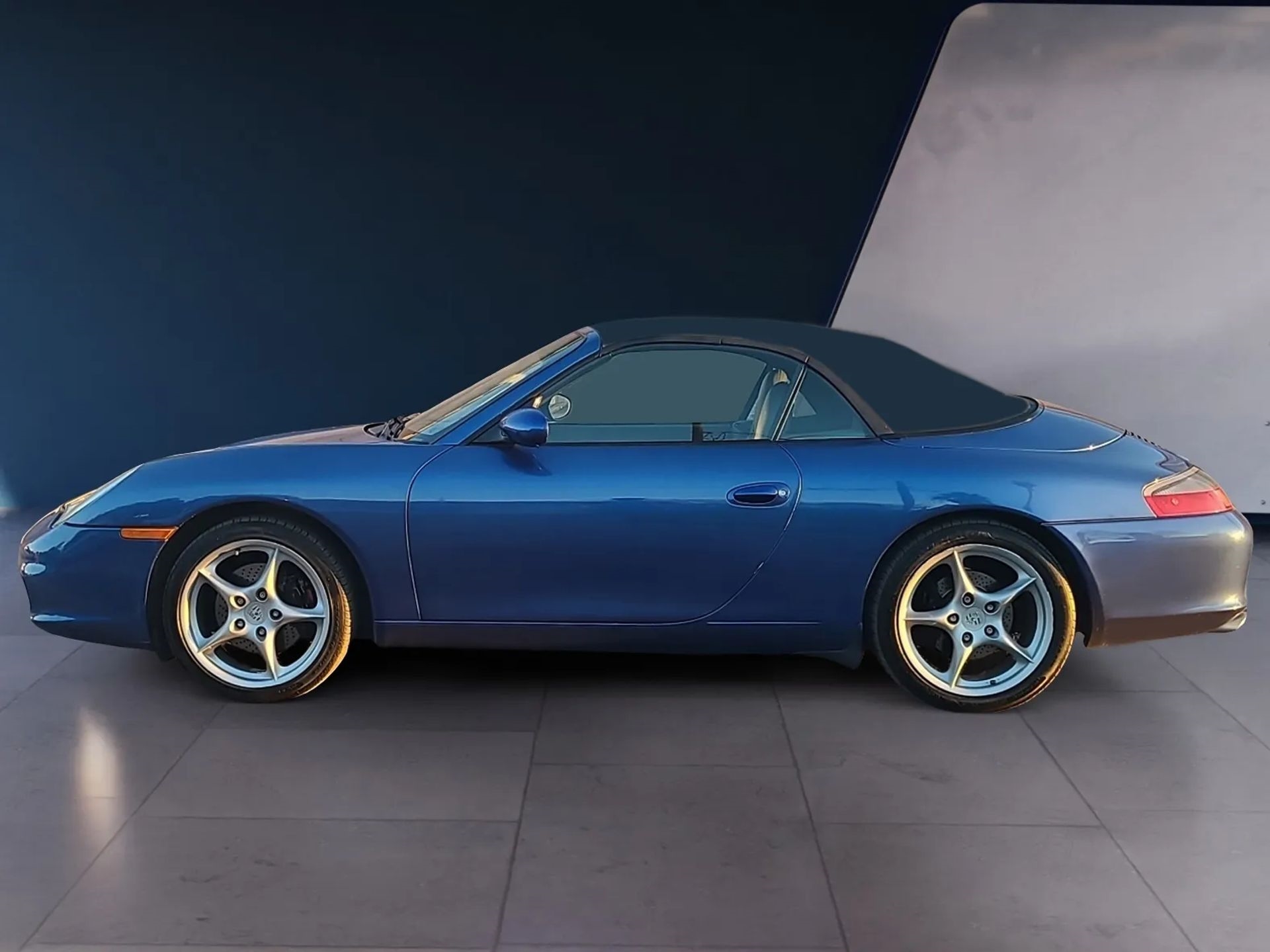Porsche 911 Carrera 2dr Carrera Cabriolet 6-Spd Manual 2003