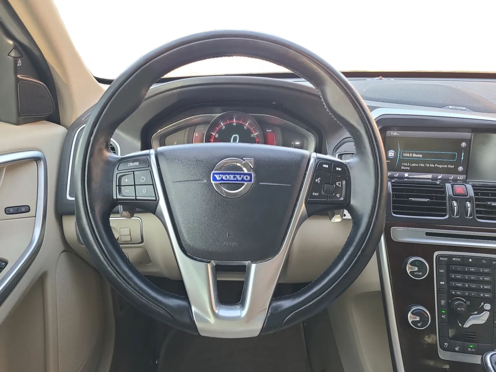 Volvo XC60 AWD 4dr 3.0L 2014