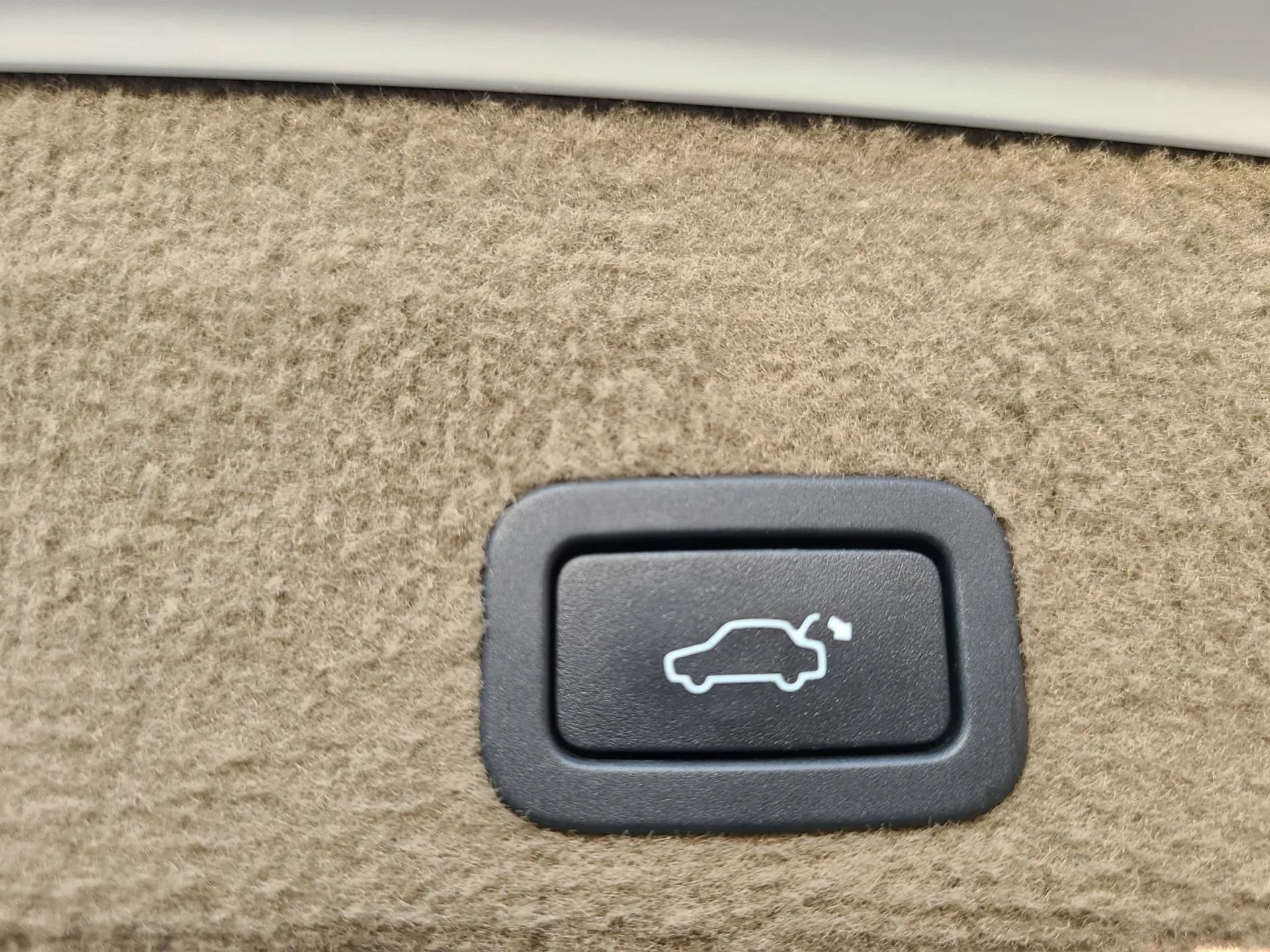 Volvo XC60 AWD 4dr 3.0L 2014