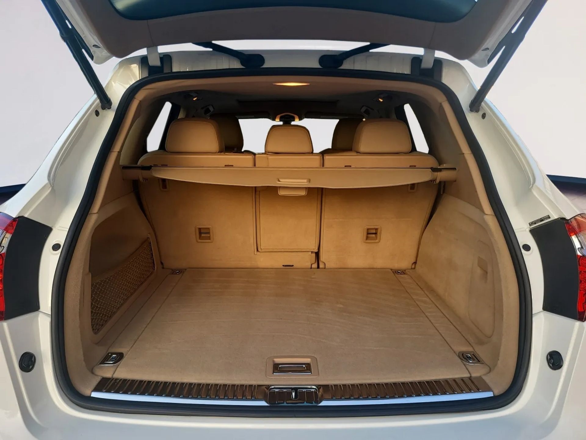Porsche Cayenne AWD 4dr Manual 2012