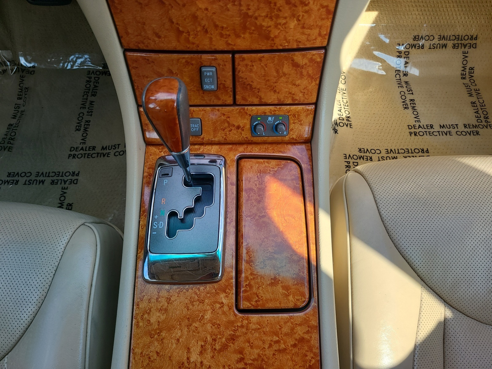 Lexus LS 430 4dr Sdn 2005