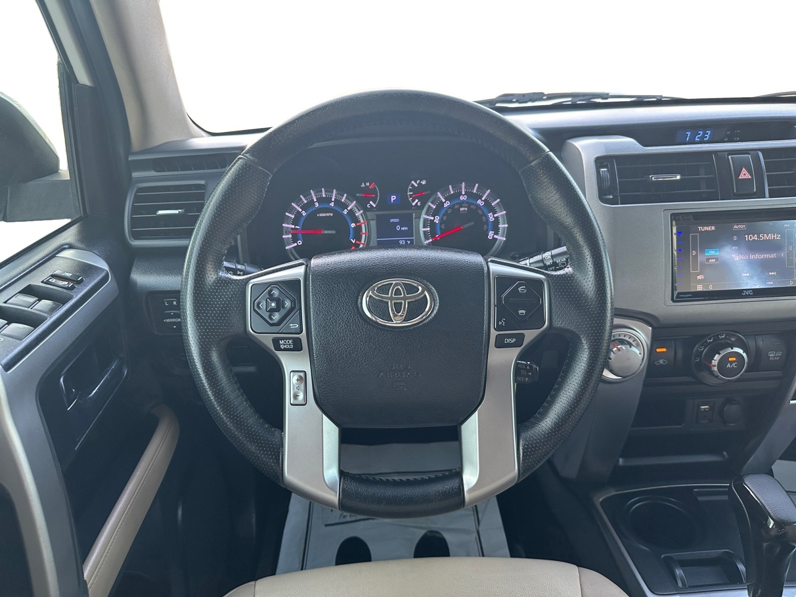 Toyota 4Runner RWD 4dr V6 SR5 Premium (Natl) 2014