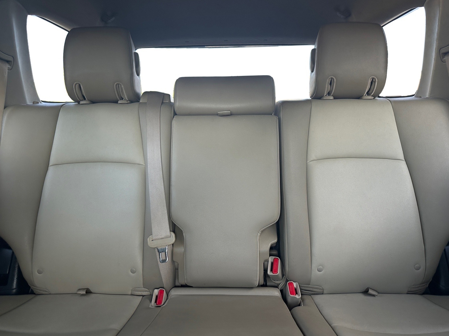 Toyota 4Runner RWD 4dr V6 SR5 Premium (Natl) 2014