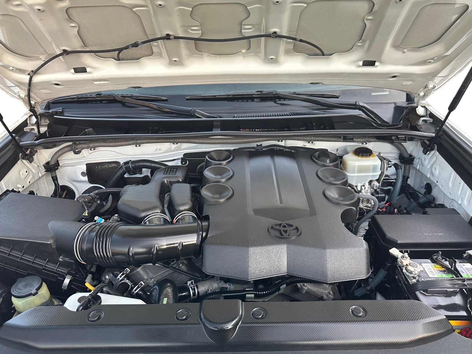 Toyota 4Runner RWD 4dr V6 SR5 Premium (Natl) 2014