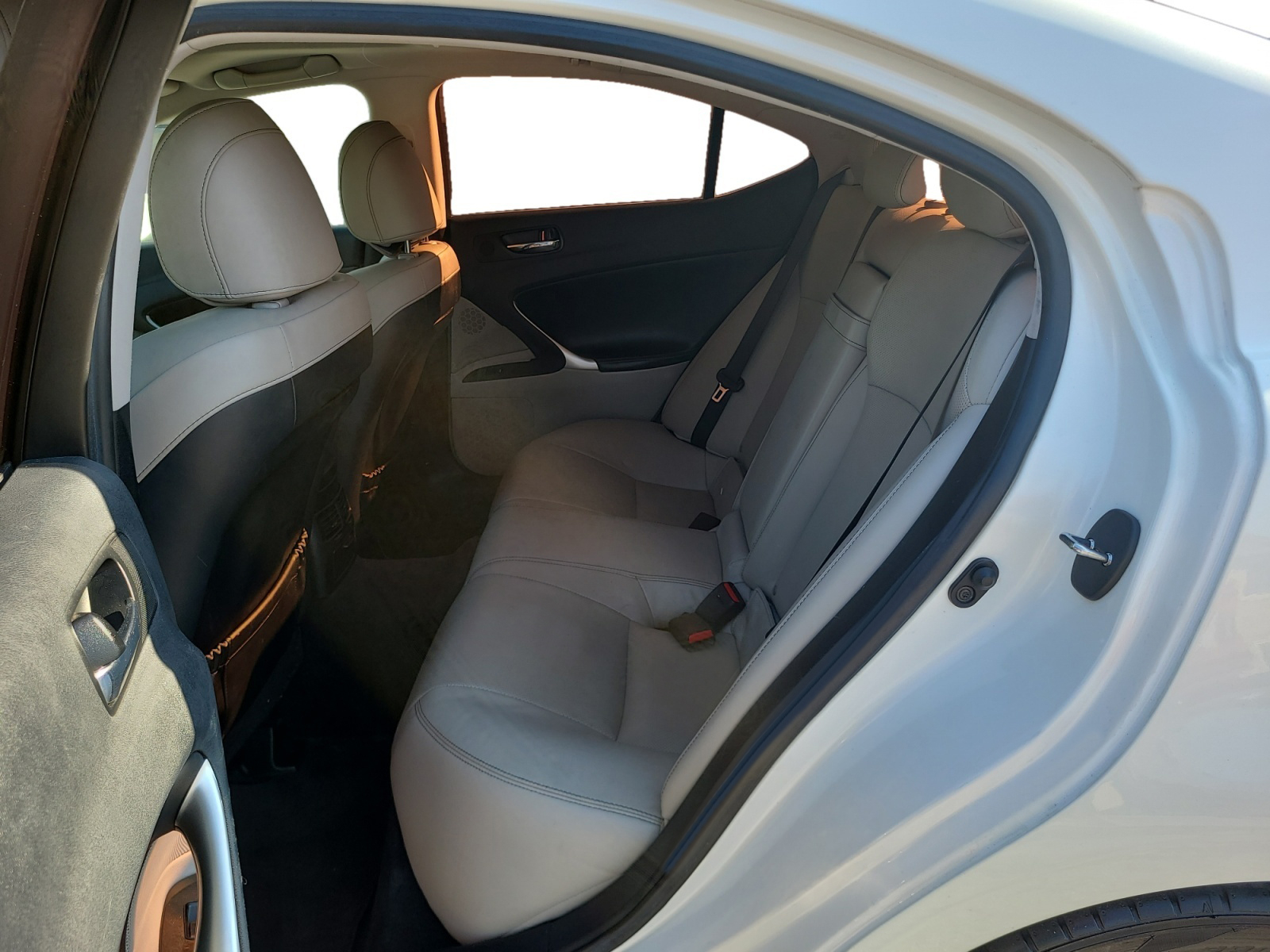 Lexus IS 250 4dr Sport Sdn Man RWD 2011