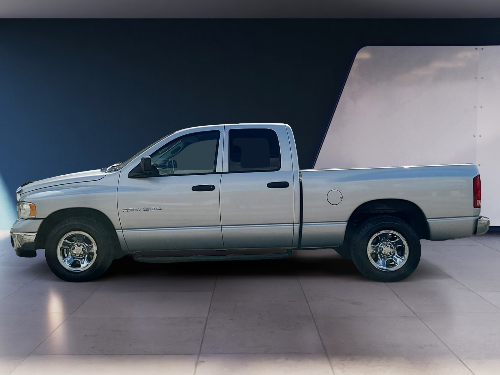 Dodge Ram 1500 4dr Quad Cab 140.5" WB SLT 2003