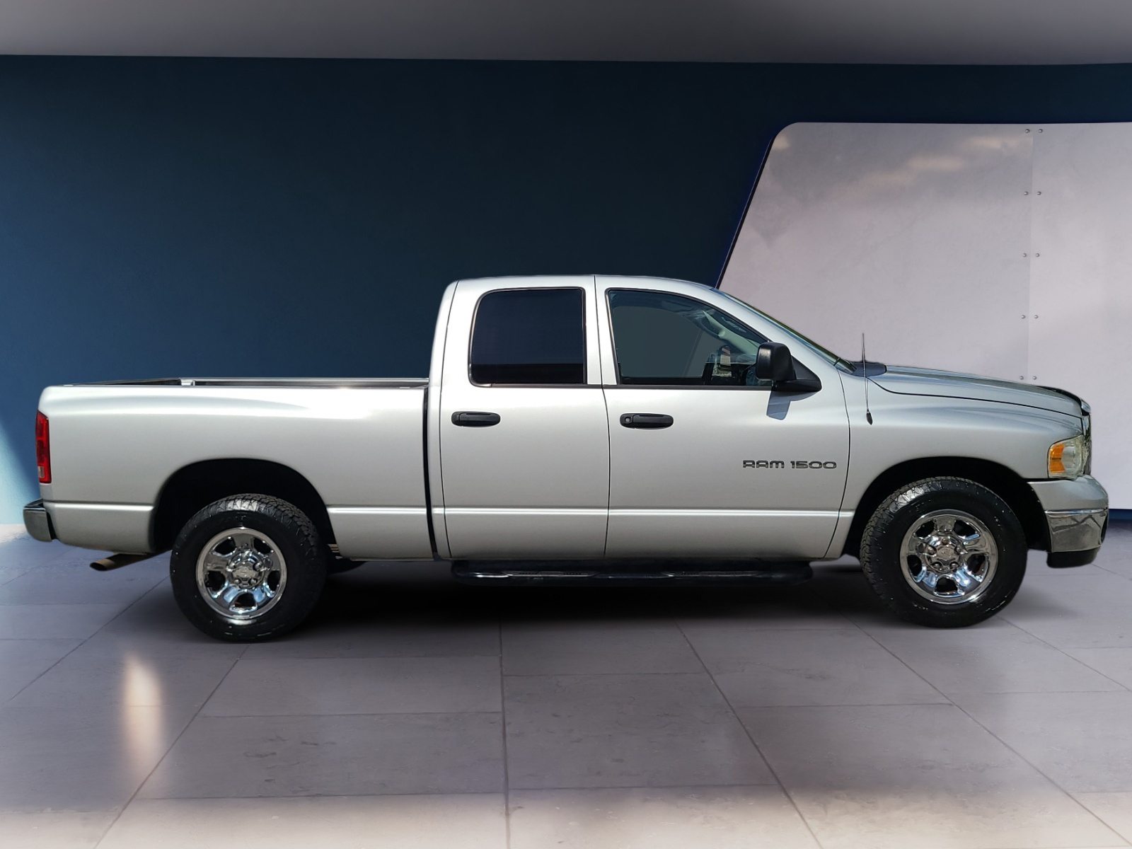 Dodge Ram 1500 4dr Quad Cab 140.5" WB SLT 2003