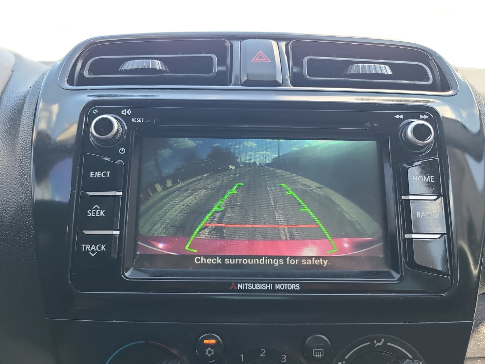 Mitsubishi Mirage G4 ES CVT 2018