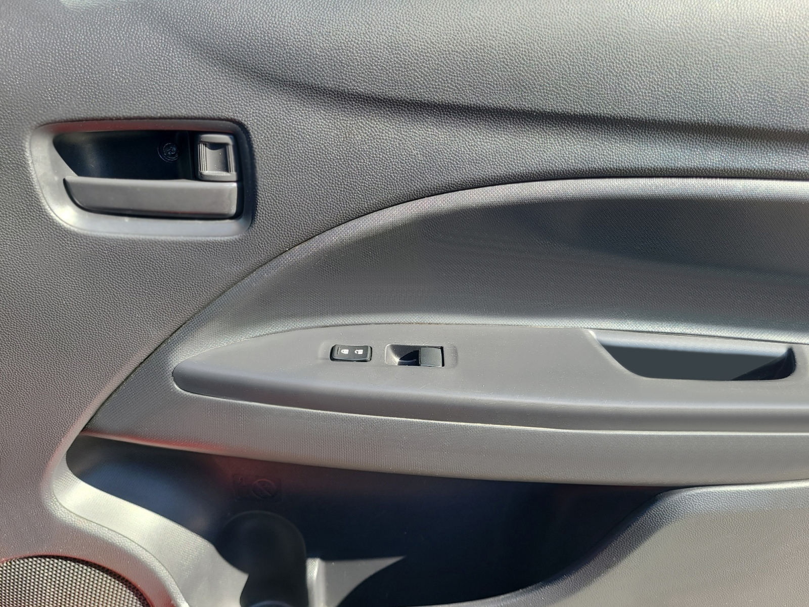 Mitsubishi Mirage G4 ES CVT 2018