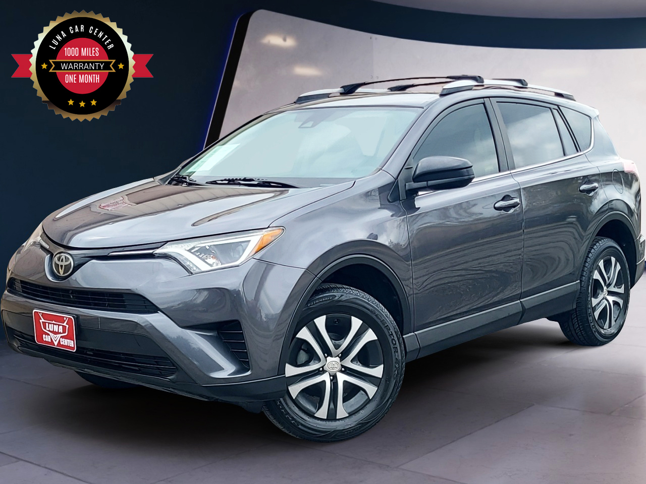 2017 Toyota RAV4 LE's photo
