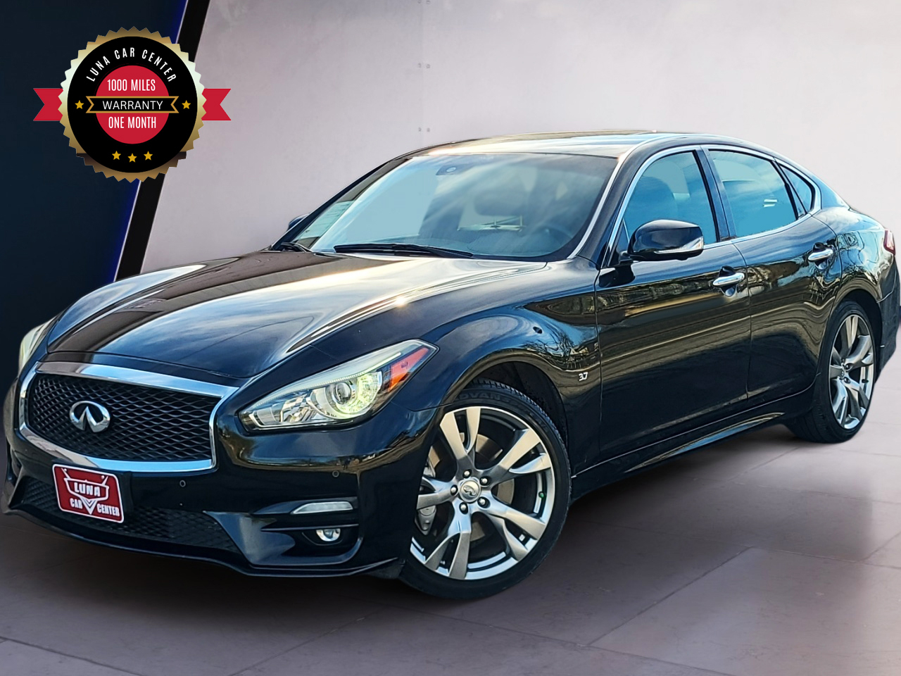 2016 INFINITI Q70 3.7