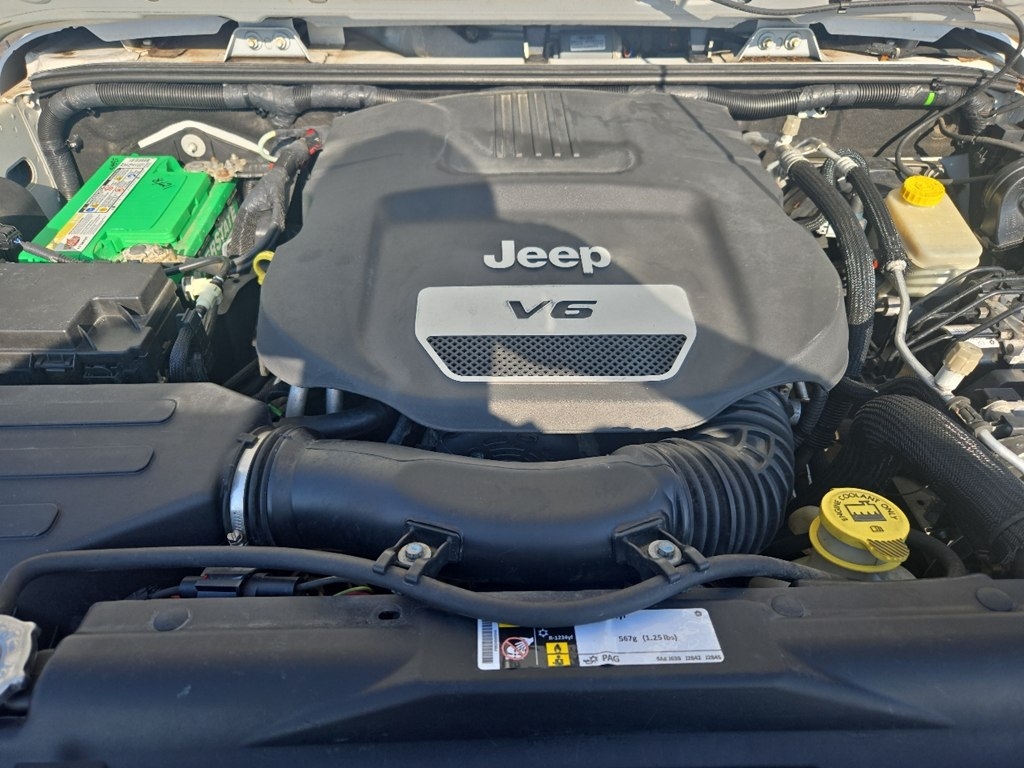 Jeep Wrangler Unlimited Sport 4WD 2016